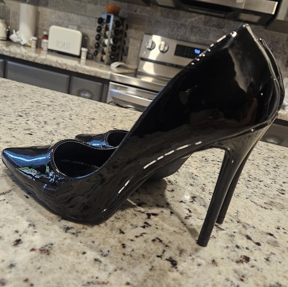 Pumps 8.5 - Picture 7 of 8